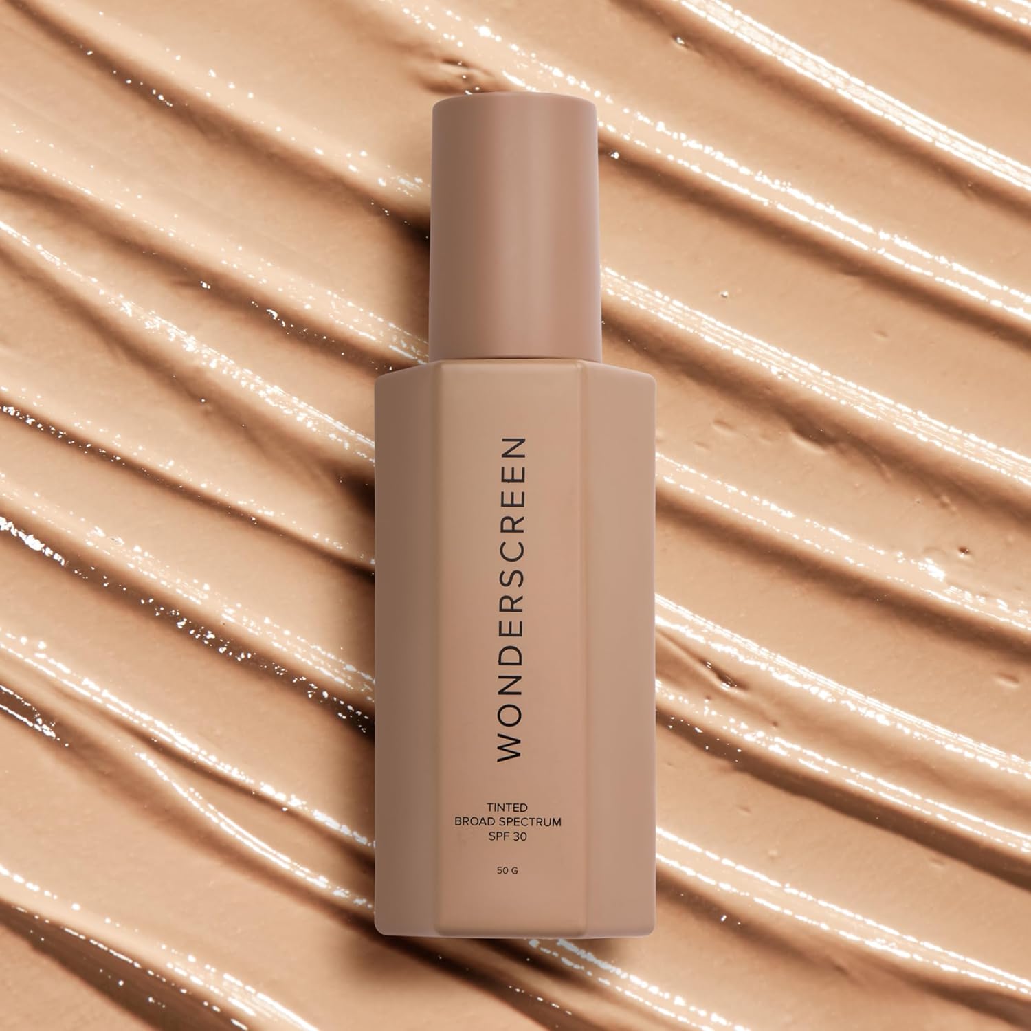 DIME Beauty Tinted Glow Wonderscreen SPF 30, Mineral Sunscreen for Face with 19% Zinc Oxide, Tinted Moisturizer with SPF, 50 g (Medium)